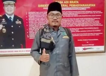 Slamet Riyadi, Penyuluh Agama Islam (PAI) Non PNS dari Kementerian Agama Kabupaten Batanghari. [Foto: Pribadi]