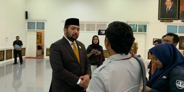 Waka DPRD Provinsi Jambi, Pinto Jayanegara saat diwawancarai di Gedung DPRD, Kamis (10/08/2023). [Foto: Humas DPRD Provinsi Jambi]