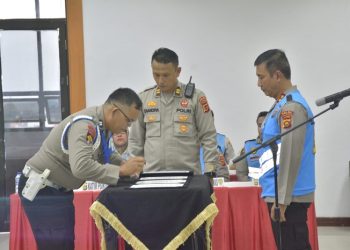 Pengambilan Sumpah dan Penandatanganan pakta integritas panitia seleksi PAG dari Bintara ke Perwira Polri T.A 2023 dan seleksi Pendidikan SBP dari Tamtama ke Bintara Polri T.A 2024, di Mapolda Jambi Senin, (14/08/2023) [Foto: Humas Polda Jambi]