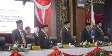 Edi Purwanto saat Pimpin Paripurna Pidato Presiden Terkait RUU tentang APBN 2024 di Gedung DPRD Provinsi Jambi pada Rabu, (16/8/2023). [Foto: Humas DPRD Provinsi Jambi]