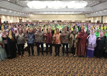 OJK Luncurkan SICANTIKS Sahabat Ibu Cakap Literasi Keuangan Syariah pada Kamis, 14 September 2023. [Foto: Humas OJK Jambi]