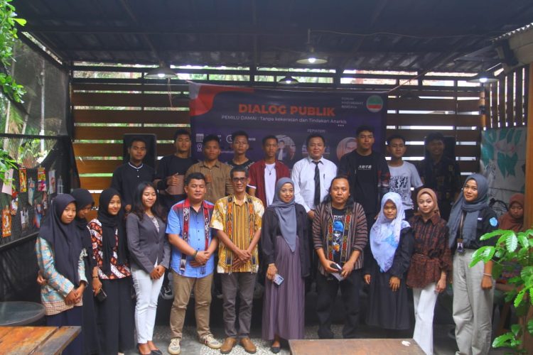 Suasana Dialog Publik yang digelar FMB Sumsel, Senin (27/11/2023).