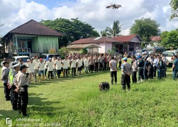 PAM eksekusi tanah di RT 40 Kelurahan Legok, Kecamatan Danau Sipin, Rabu (6/12).