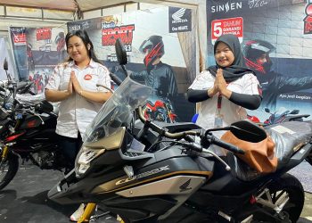 Honda Sport Motoshow dengan mengusung tema “Excite Your Ride, Ini Baru Laki” with Honda Sport Bike yang berlokasi di Teras Mendalo Cafe pada, 09 Desember 2023. [Foto: Sinsen Jambi/Ajeng]
