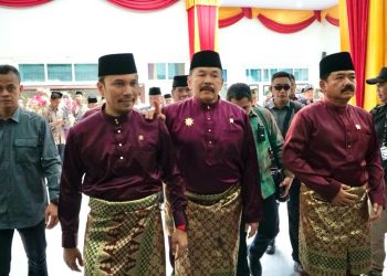 Rapat Paripurna DPRD Provinsi Jambi dalam rangka memperingati Hari Jadi Provinsi Jambi ke 67 tahun 2024, Sabtu (6/1). [Foto: Humas/Hadian]