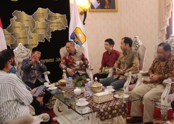 Audiensi Bersama Presiden Direktur Petrochina Quen Mingyan, bertempat di Rumah Dinas Gubernur Jambi, Minggu (07/01/2024). [Foto: Diskominfo/Agus]