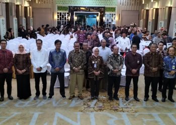 Kabag Ren, Kompol Dwibo Likson menghadiri Malam Anugerah Pajak Daerah Kota Jambi Tahun 2023 di Aula Griya Mayang Rumdin Walikota Jambi, Kamis  18 Januari 2024. [Foto: Humas]