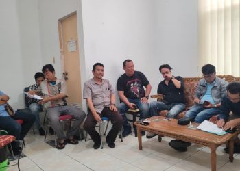 Suasana rapat pengurus DPP, DPD dan DPC PJS se-Sumut di kantor DPD PJS Sumut, Sabtu (27/01/2024). [Foto: PJS]
