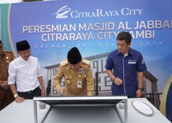 Gubernur Al Haris saat Peresmian Masjid Al Jabbar Citra Raya City Jambi, Selasa (30/01/2024). [Foto: Diskominfo/Novriansah]