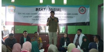 Pj Bupati Bachyuni melakukan kunjungan ke Desa Rukam, Kecamatan Taman Rajo, Kabupaten Muaro Jambi, Sabtu (13/01/2024). [Foto: Diskominfo]