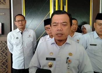 Gubernur saat membuka Rapat Forum OPD Dinas Tanaman Pangan Hortikultura dan Peternakan Provinsi Jambi Tahun 2024, dan Perencanaan Pembangunan Pertanian Tahun 2025, bertempat di Swiss-Belhotel Jambi, Rabu (06/03/2024). [Foto: Diskominfo/Said]