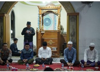 Pj Bupati Bachyuni pada Safari Ramadhan di Kecamatan Maro Sebo, Kelurahan Jambi Kecil, Jumat ( 22/03/2024). (Foto: Diskominfo)