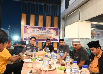 Suasana buka puasa bersama Pengurus DPD PJS dan pengurus DPC PJS se Gorontalo, Sabtu (06/04/2024).