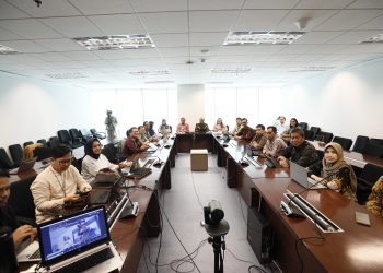 Kegiatan Forum Penguatan Fungsi Governance, Risk, and Compliance (GRC) dengan tema “Sinergi dan Kolaborasi dengan Kementerian/Lembaga dan Stakeholders dalam Rangka Diseminasi Standar Audit Internal Terkini” di Jakarta,  Jumat 7 Juni 2024. (Foto: Humas OJK)