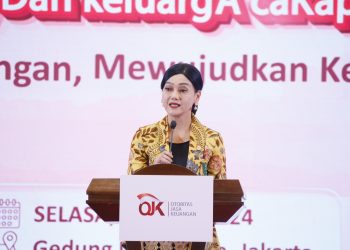 Kepala Eksekutif Pengawas Perilaku Pelaku Usaha Jasa Keuangan dan Pelindungan Konsumen OJK, Friderica Widyasari Dewi dalam acara Edukasi Keuangan BUNDAKU di Jakarta, Selasa 25 Juni 2024. (Foto: Humas OJK)