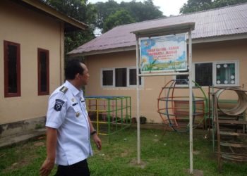 Bupati BBS saat mengunjungi Desa Talang Duku pada Kamis, (15/1/2026). (Foto: Diskominfo/Man)